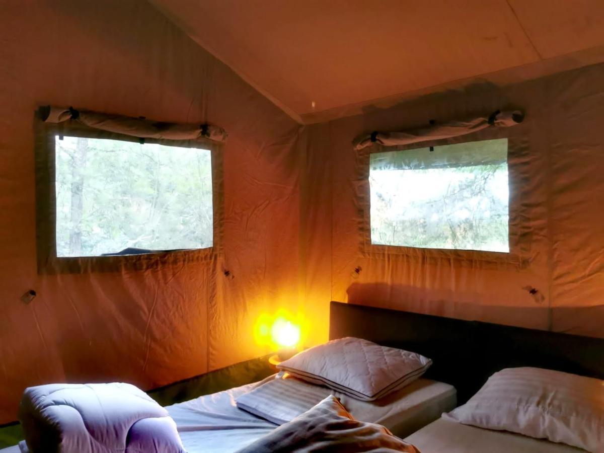 Glamping In Nature By Outdoors Хльтен Экстерьер фото